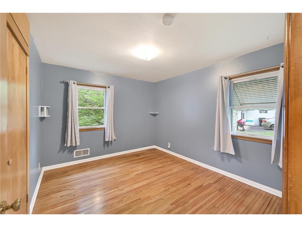 1283 Burke Avenue E Maplewood MN 55109 7060487 image16
