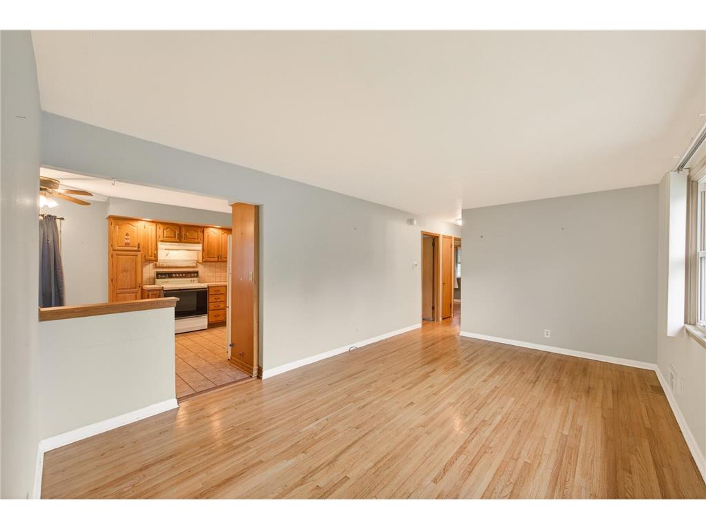 1283 Burke Avenue E Maplewood MN 55109 7060487 image5
