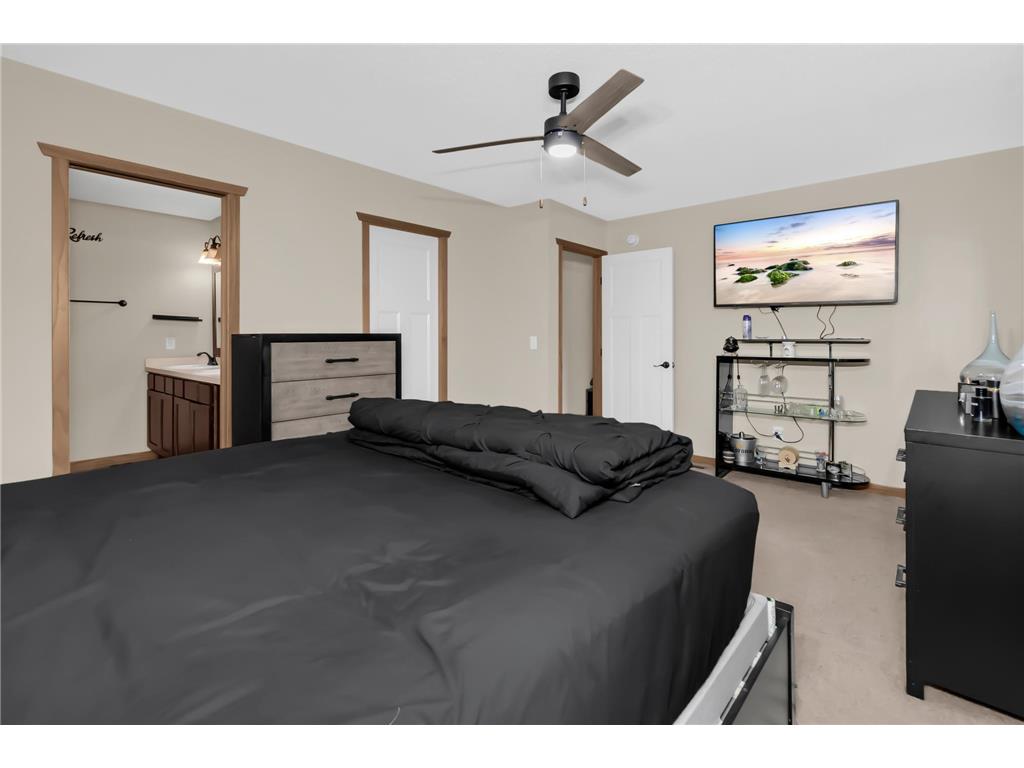1283 County Road D Circle E #B Vadnais Heights MN 55109 7075314 image15