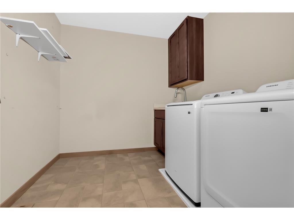 1283 County Road D Circle E #B Vadnais Heights MN 55109 7075314 image20