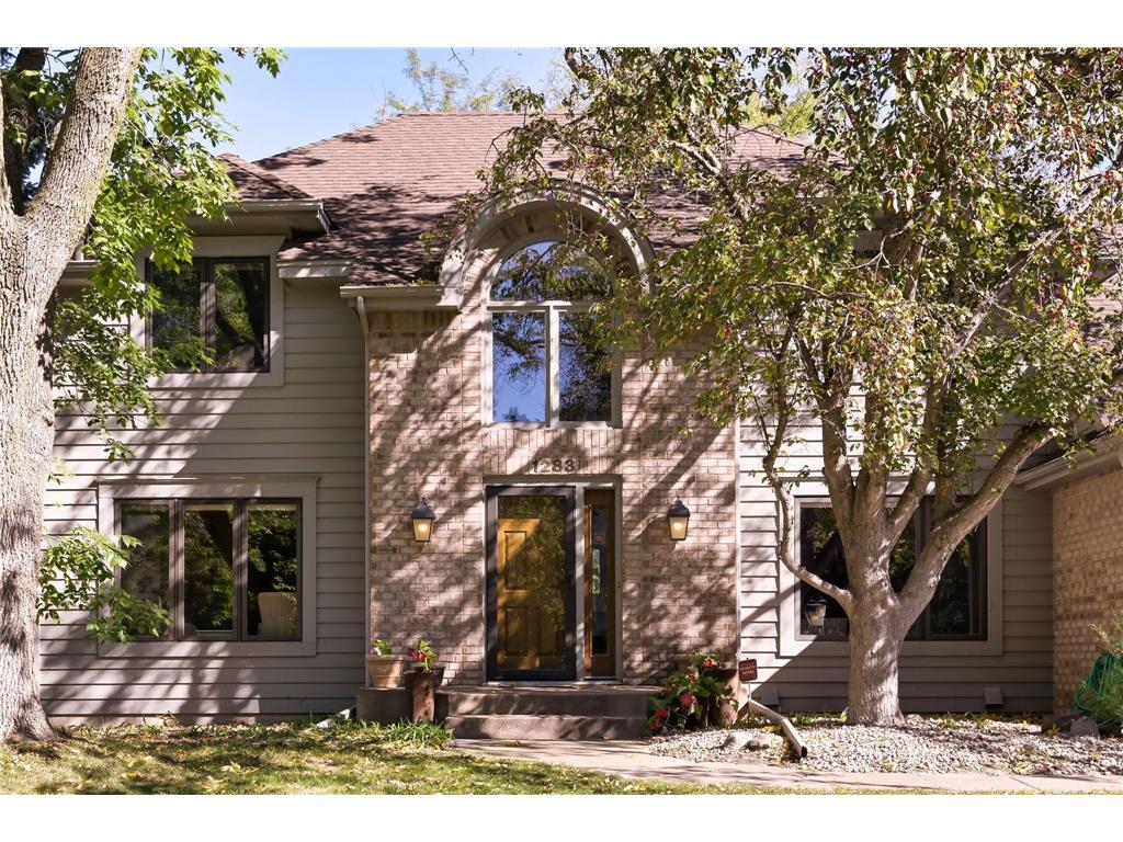 1283 Donegal Bay, Woodbury, MN, 55125 | MLS: 6804114 | Edina Realty