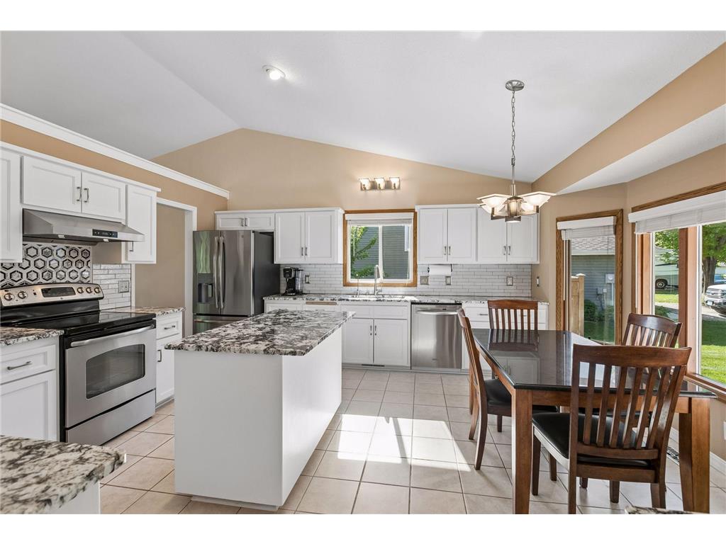 12838 95th Avenue N Maple Grove MN 55369 7063604 image2