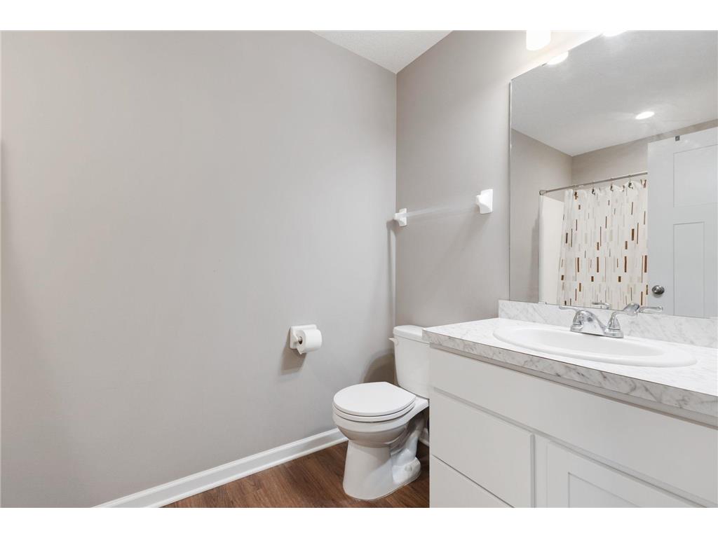 1284 Meadow Lane S Shakopee MN 55379 7004167 image12