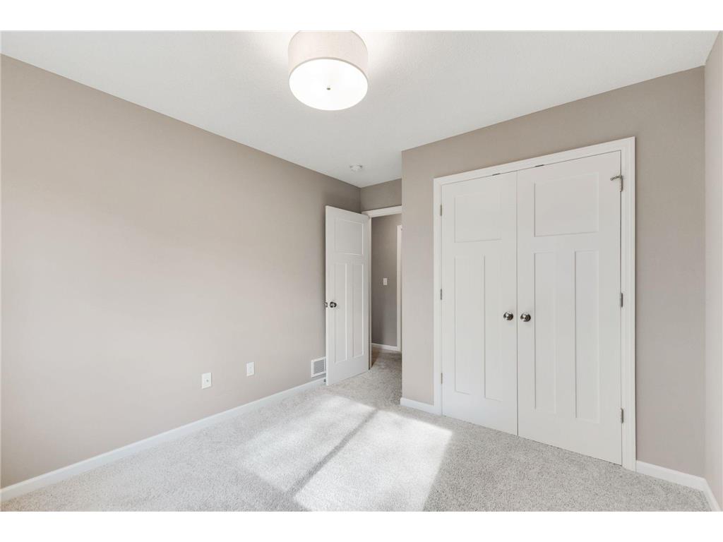 1284 Meadow Lane S Shakopee MN 55379 7004167 image17