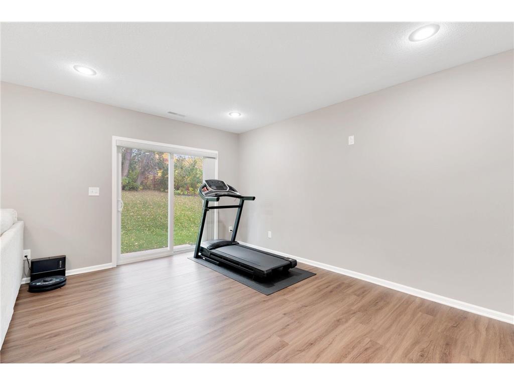 1284 Meadow Lane S Shakopee MN 55379 7004167 image35