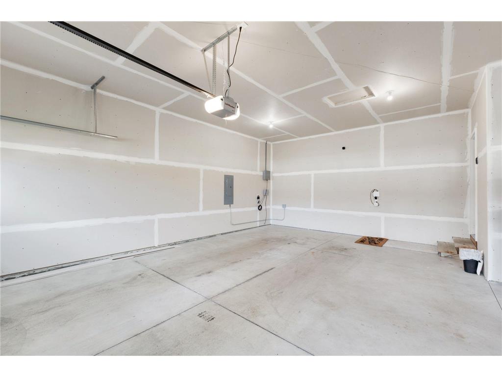 1284 Meadow Lane S Shakopee MN 55379 7004167 image39