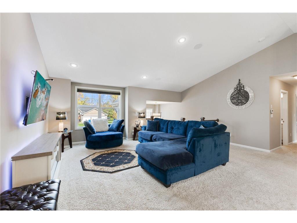 1284 Meadow Lane S Shakopee MN 55379 7004167 image8