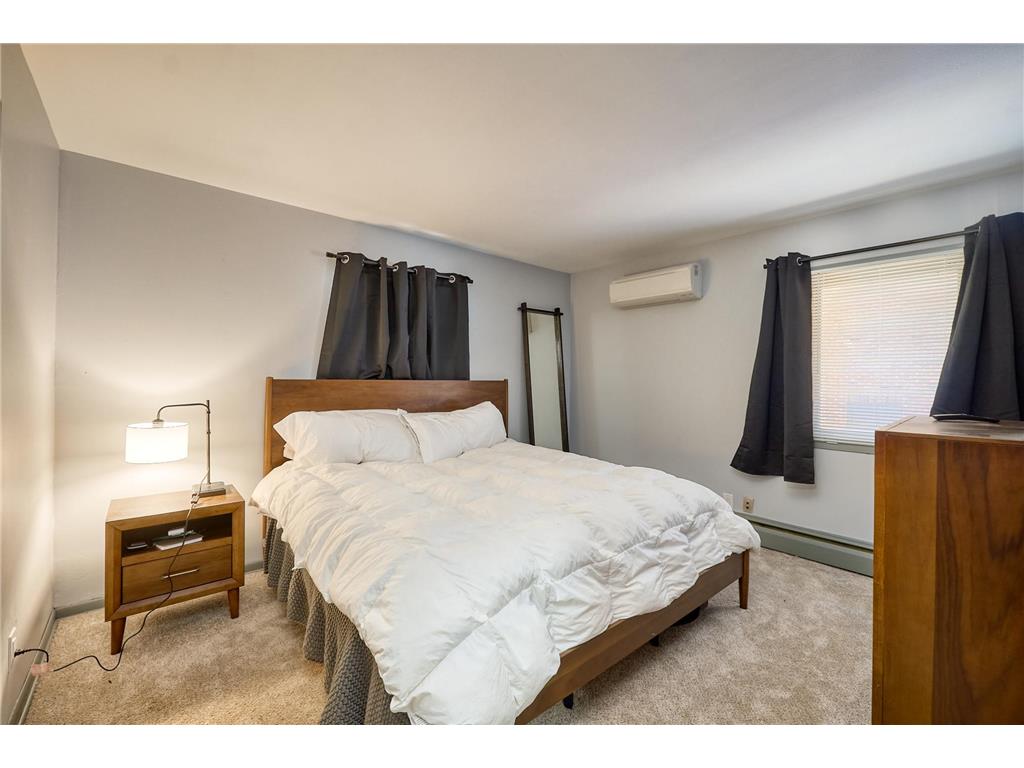 1284 Snelling Avenue N Saint Paul MN 55108 6773765 image14