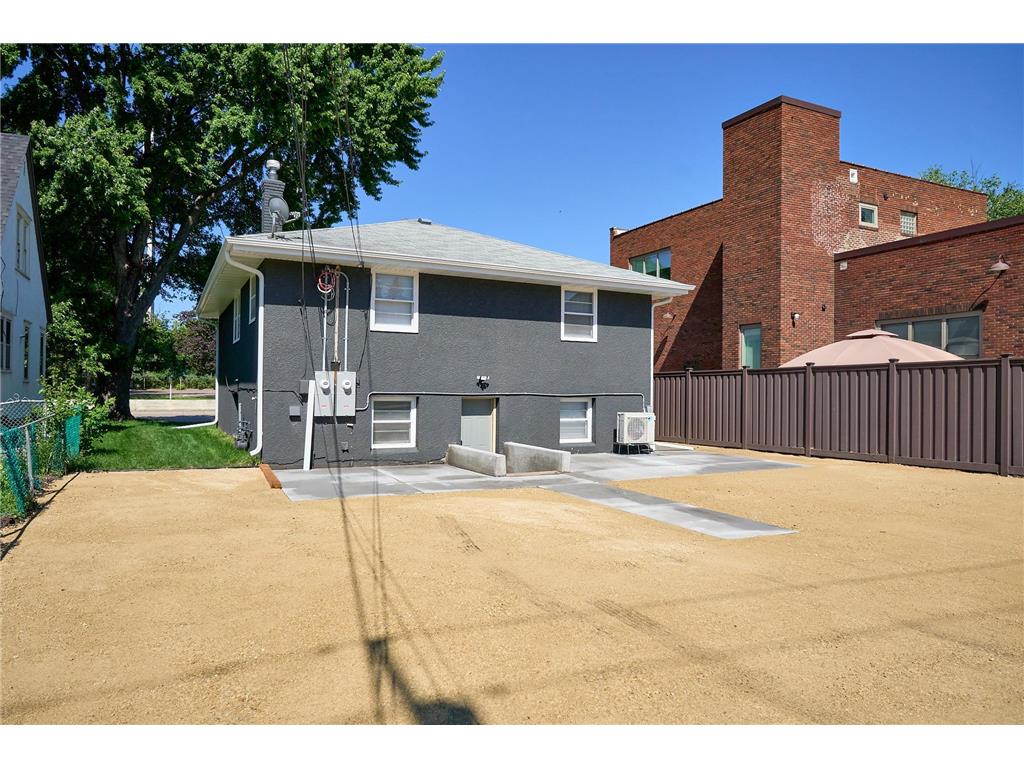 1284 Snelling Avenue N Saint Paul MN 55108 6773765 image3