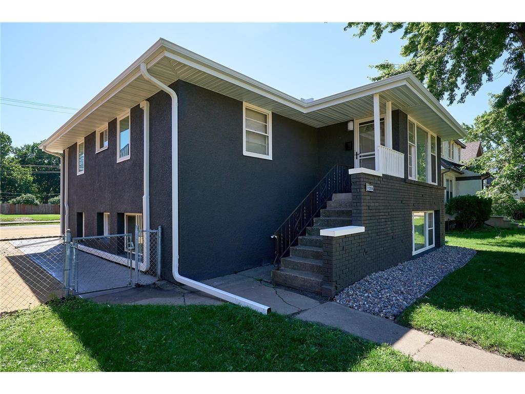 1284 Snelling Avenue N Saint Paul MN 55108 6817642 image1