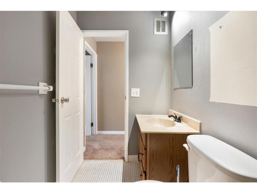 12840 Nicollet Avenue #302 Burnsville MN 55337 7073647 image20