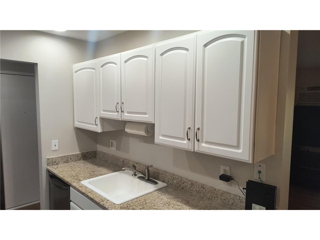12842 Nicollet Avenue #102 Burnsville MN 55337 7075243 image8