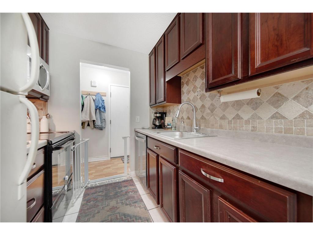 12846 Nicollet Avenue #202 Burnsville MN 55337 7037635 image1
