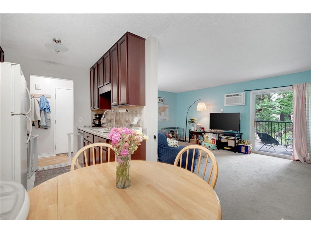 12846 Nicollet Avenue #202 Burnsville MN 55337 7037635 image3