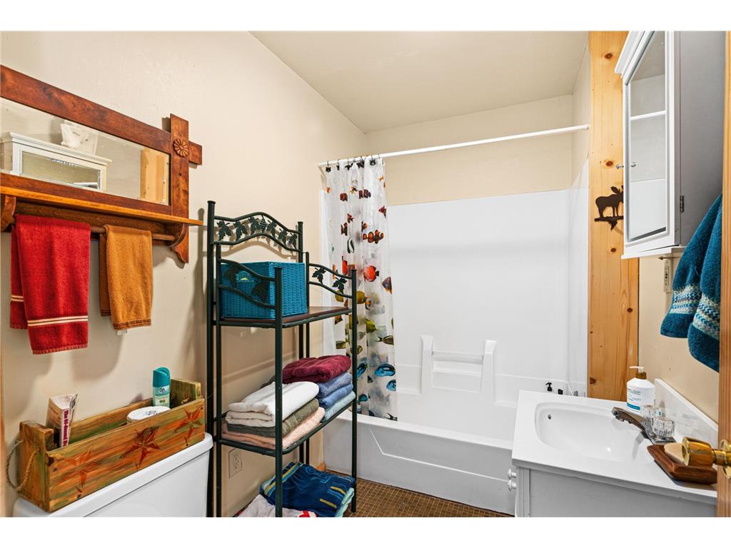 12846 Wichingen Road Hibbing MN 55746 - Island Lake 7064298 image15