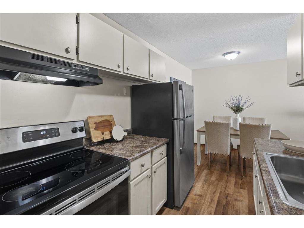 12848 Nicollet Avenue #101 Burnsville MN 55337 7039282 image11