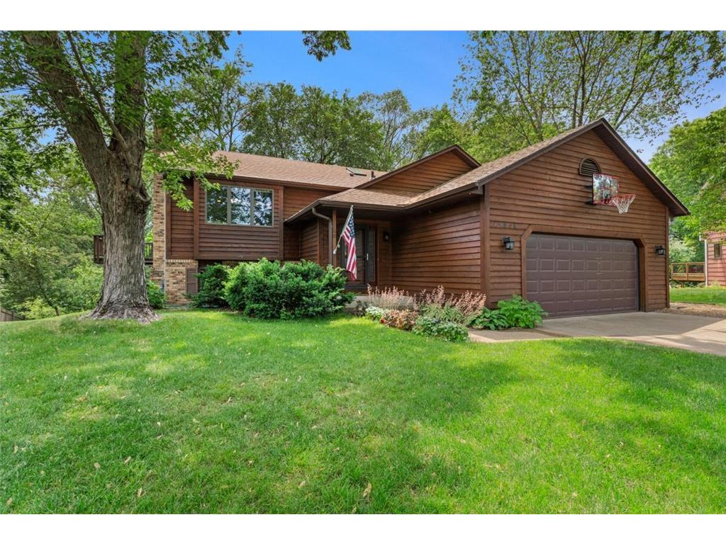 12852 Essex Way Apple Valley MN 55124 6378949 image1