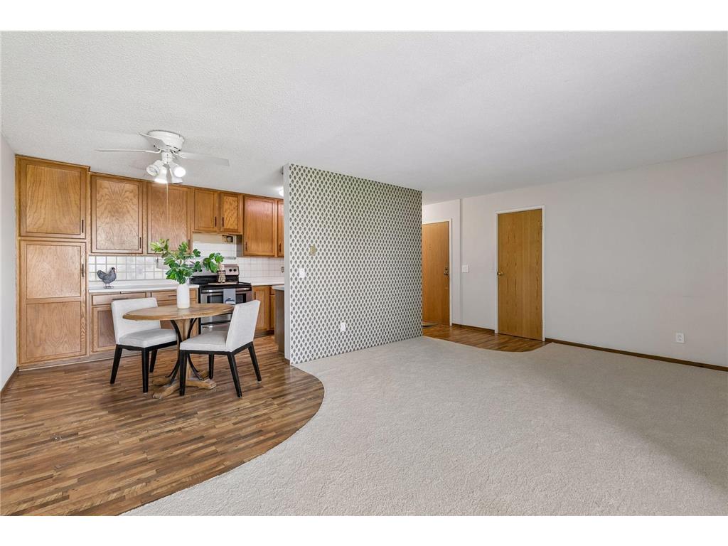 12852 Nicollet Avenue #202 Burnsville MN 55337 7053210 image9