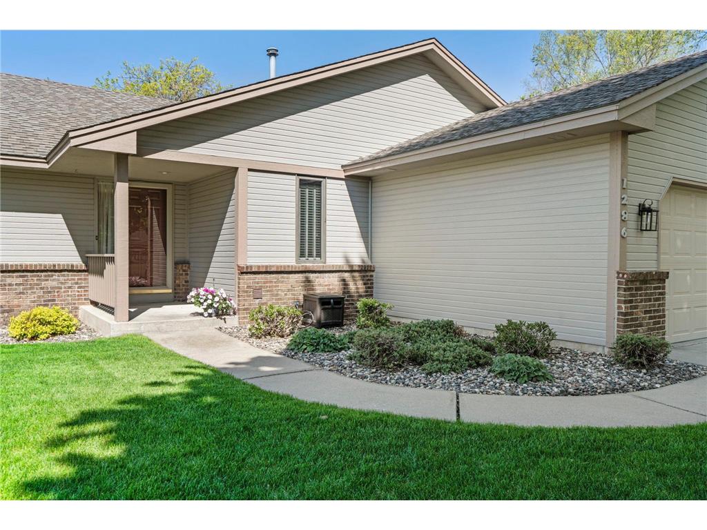 1286 Limestone Drive S Shakopee MN 55379 7073563 image2