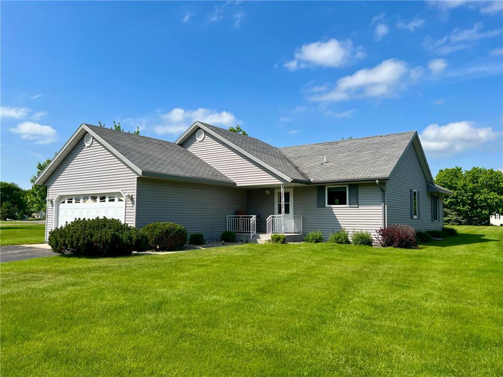 1286 Westbrook Circle, Alexandria, MN 56308 MLS 6218791 Edina Realty