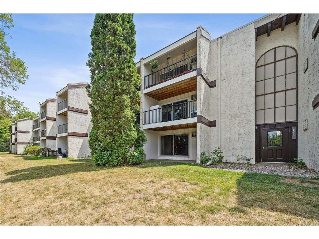 12860 Nicollet Avenue #102 Burnsville MN 55337 6406288 image1