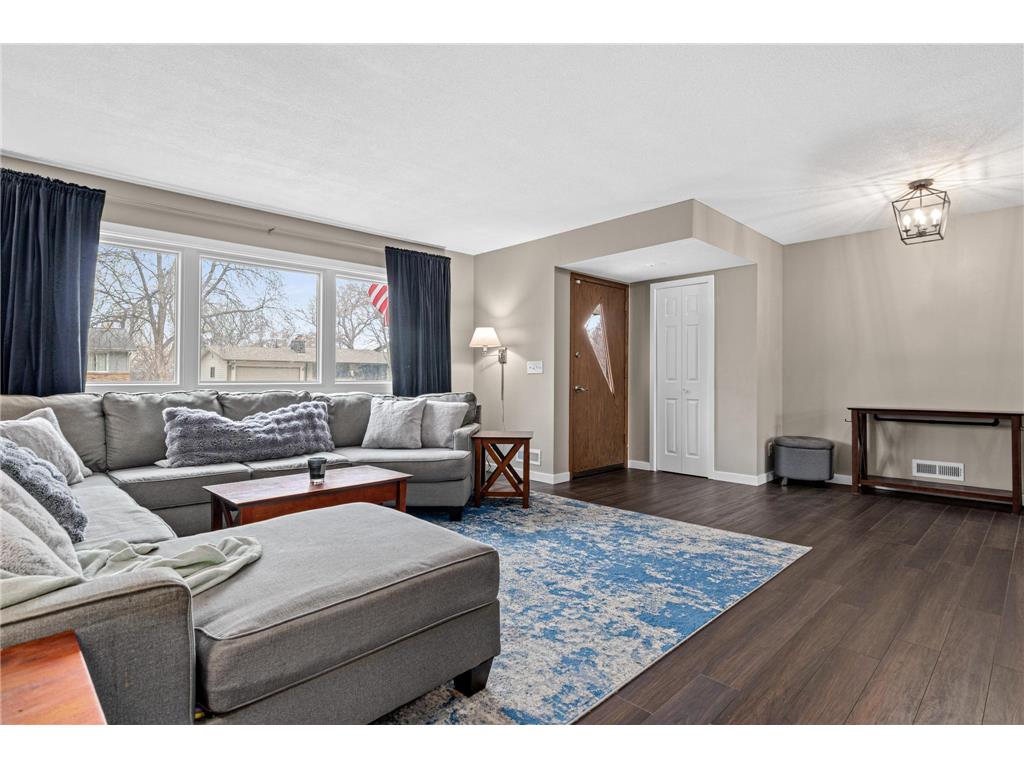 12865 1st Avenue S Burnsville MN 55337 7003178 image13