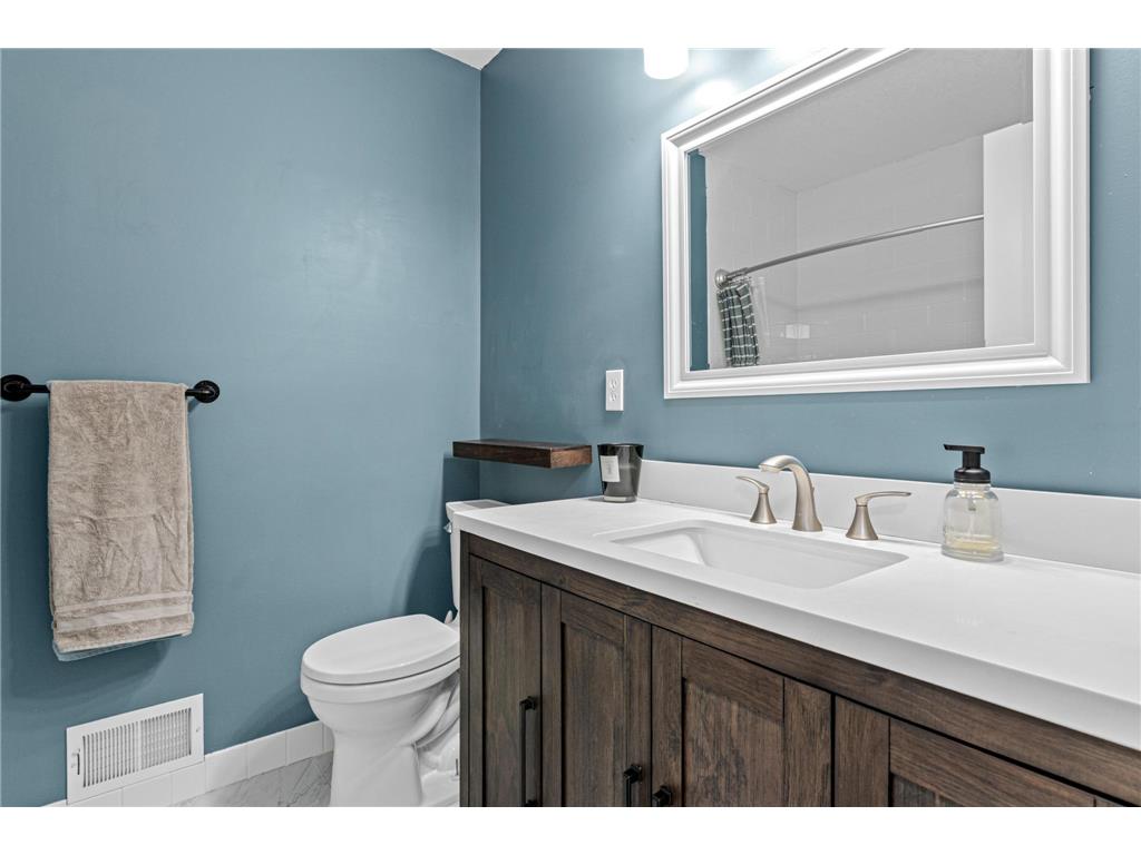 12865 1st Avenue S Burnsville MN 55337 7003178 image19