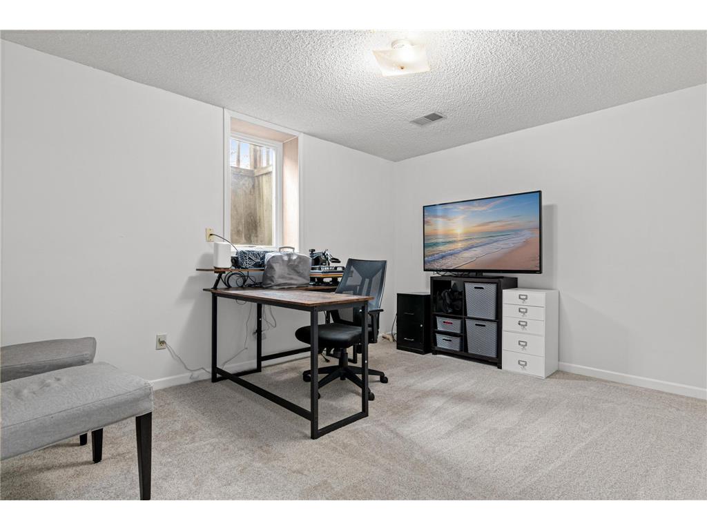 12865 1st Avenue S Burnsville MN 55337 7003178 image24