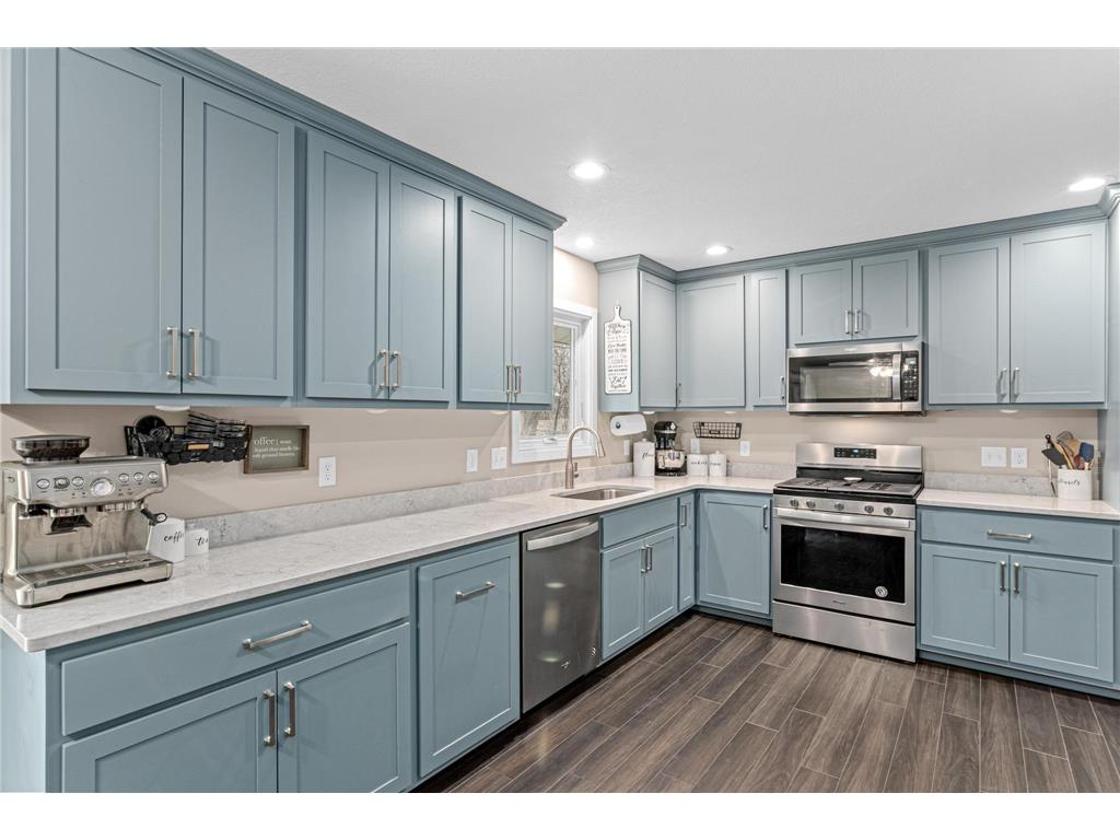 12865 1st Avenue S Burnsville MN 55337 7003178 image4