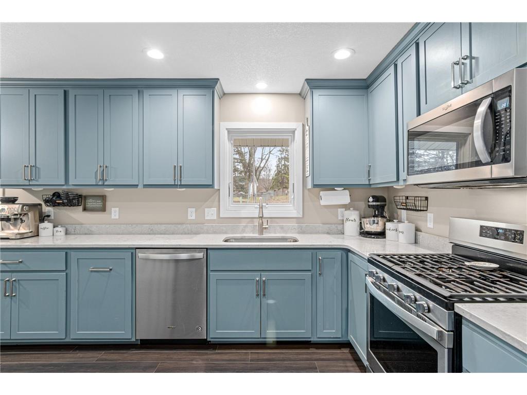 12865 1st Avenue S Burnsville MN 55337 7003178 image6