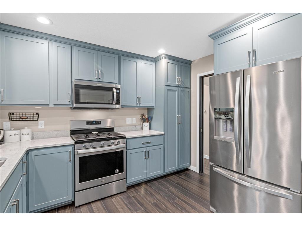 12865 1st Avenue S Burnsville MN 55337 7003178 image7