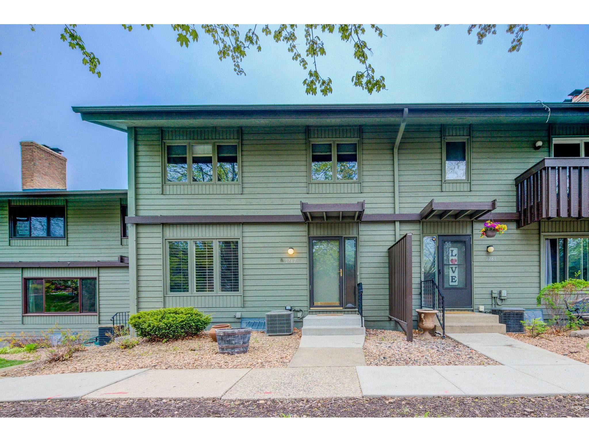 1287 Brighton Square, New Brighton, MN 55112 MLS 5752056 Edina Realty