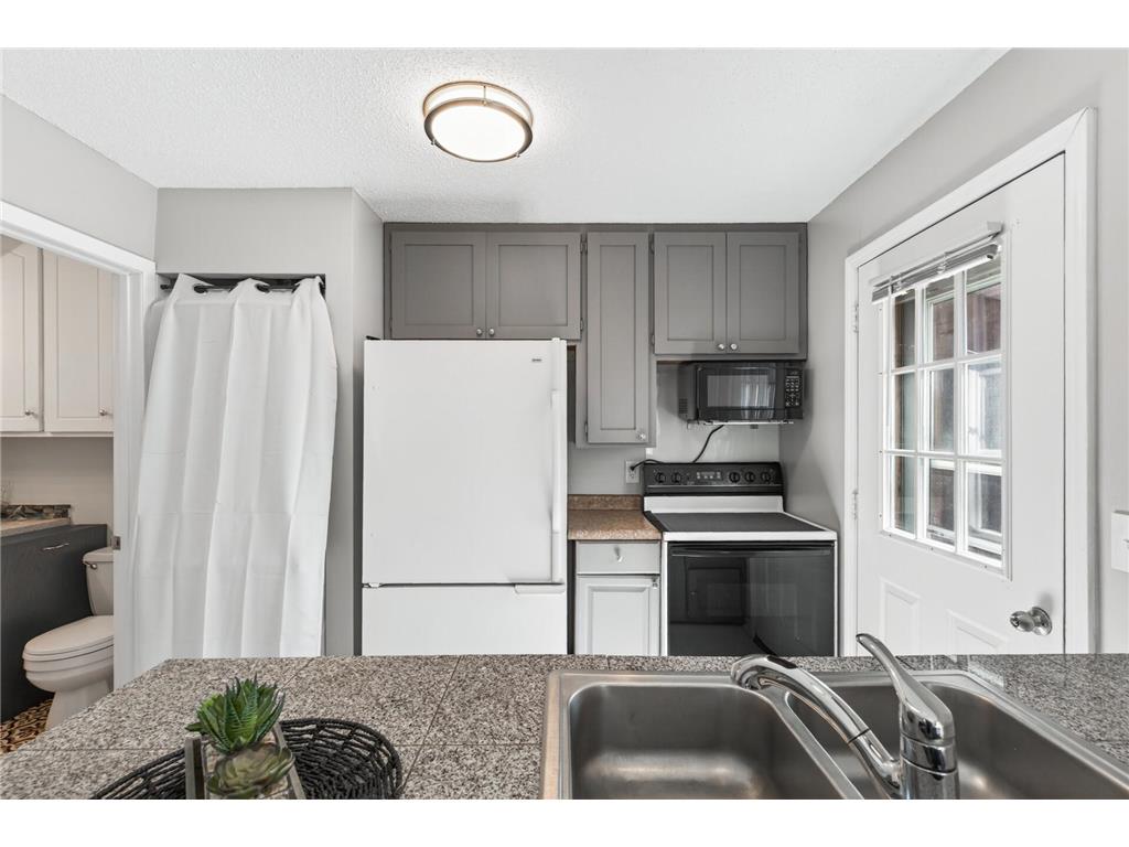 1287 Northdale Boulevard NW Coon Rapids MN 55448 7048371 image18