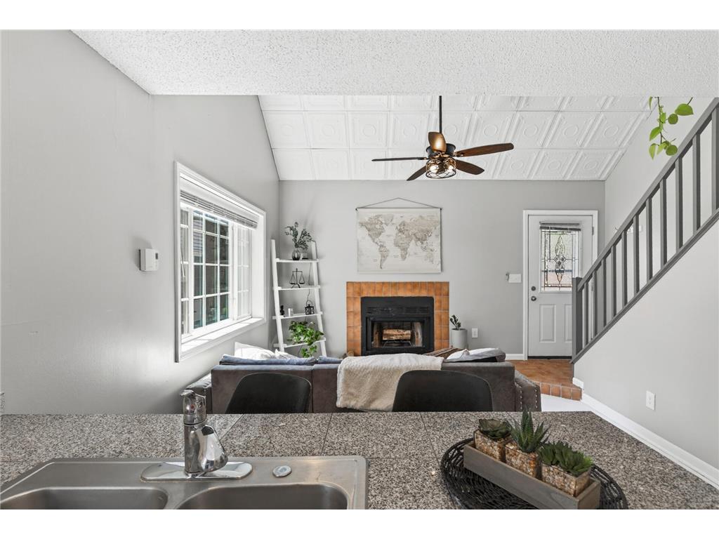 1287 Northdale Boulevard NW Coon Rapids MN 55448 7048371 image8
