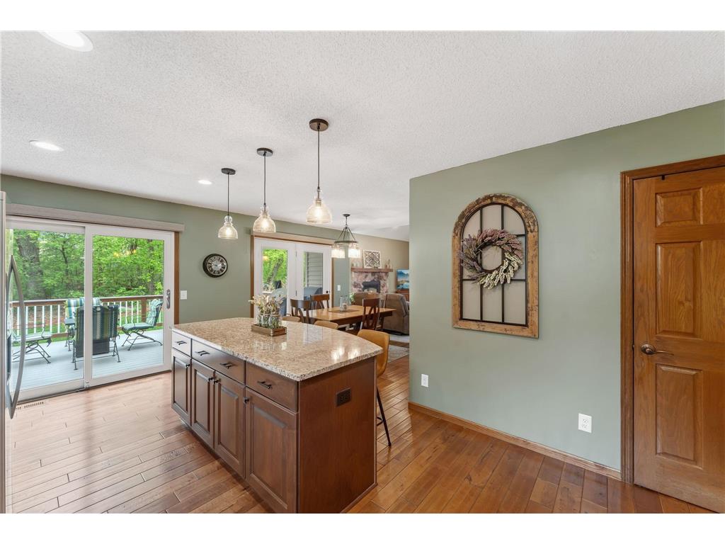 12870 Essex Way Apple Valley MN 55124 7006565 image24