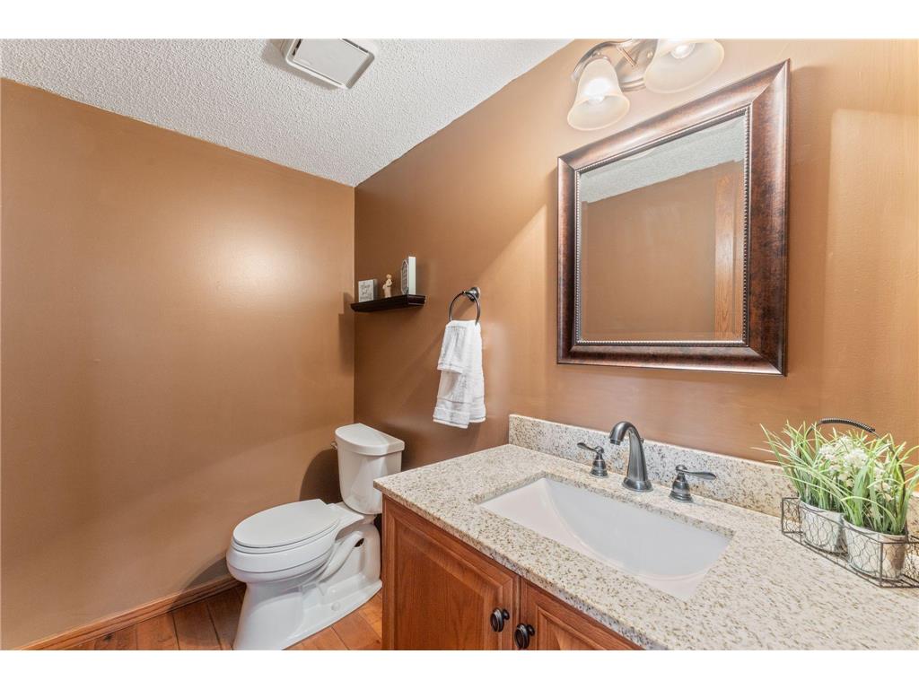 12870 Essex Way Apple Valley MN 55124 7006565 image30