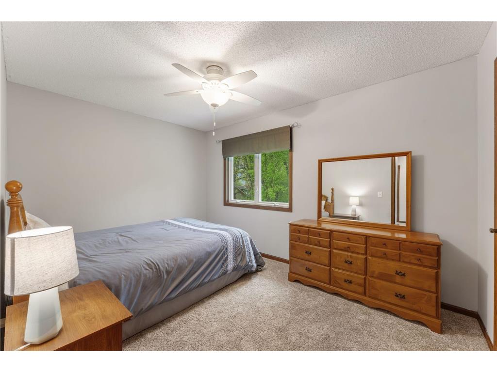 12870 Essex Way Apple Valley MN 55124 7006565 image36