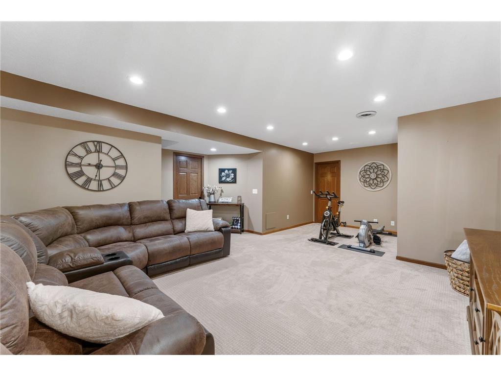 12870 Essex Way Apple Valley MN 55124 7006565 image41