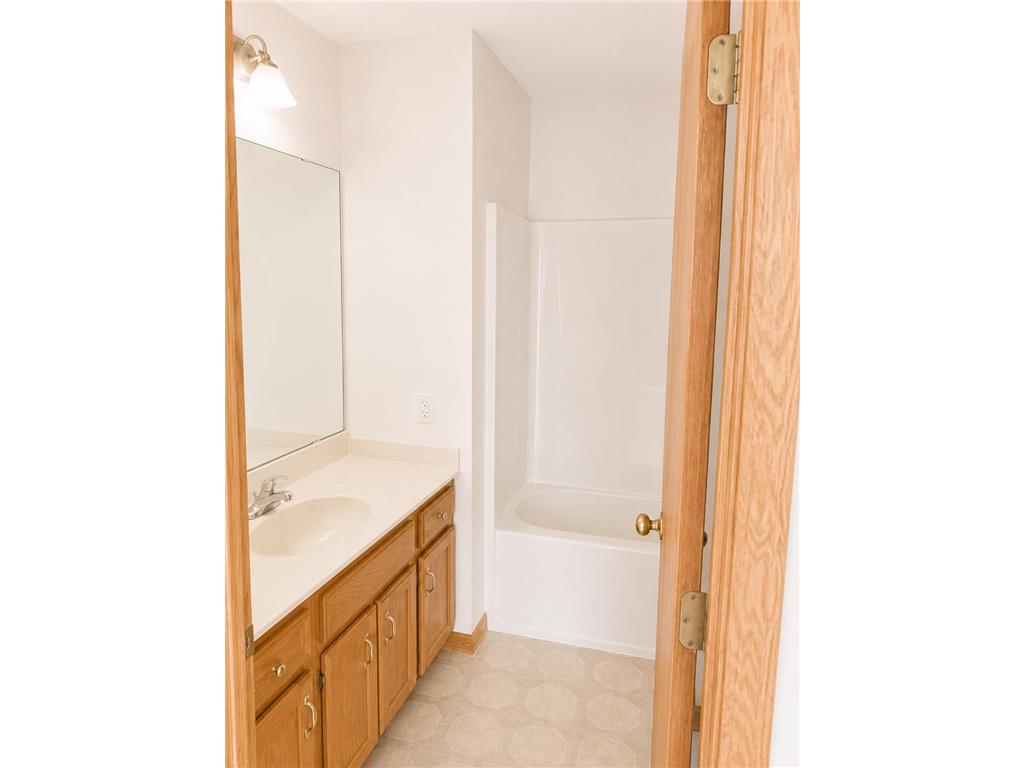 12881 Glen Way Apple Valley MN 55124 7086628 image16