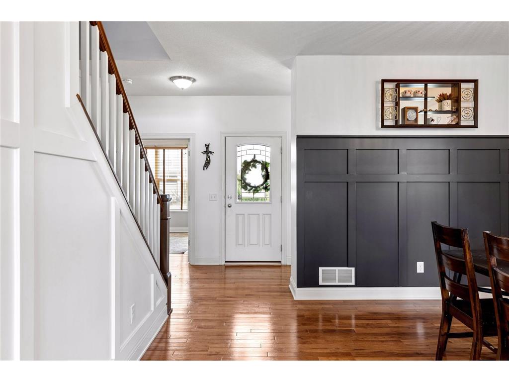 1289 Eagle Point Drive Eagan MN 55123 7023388 image2