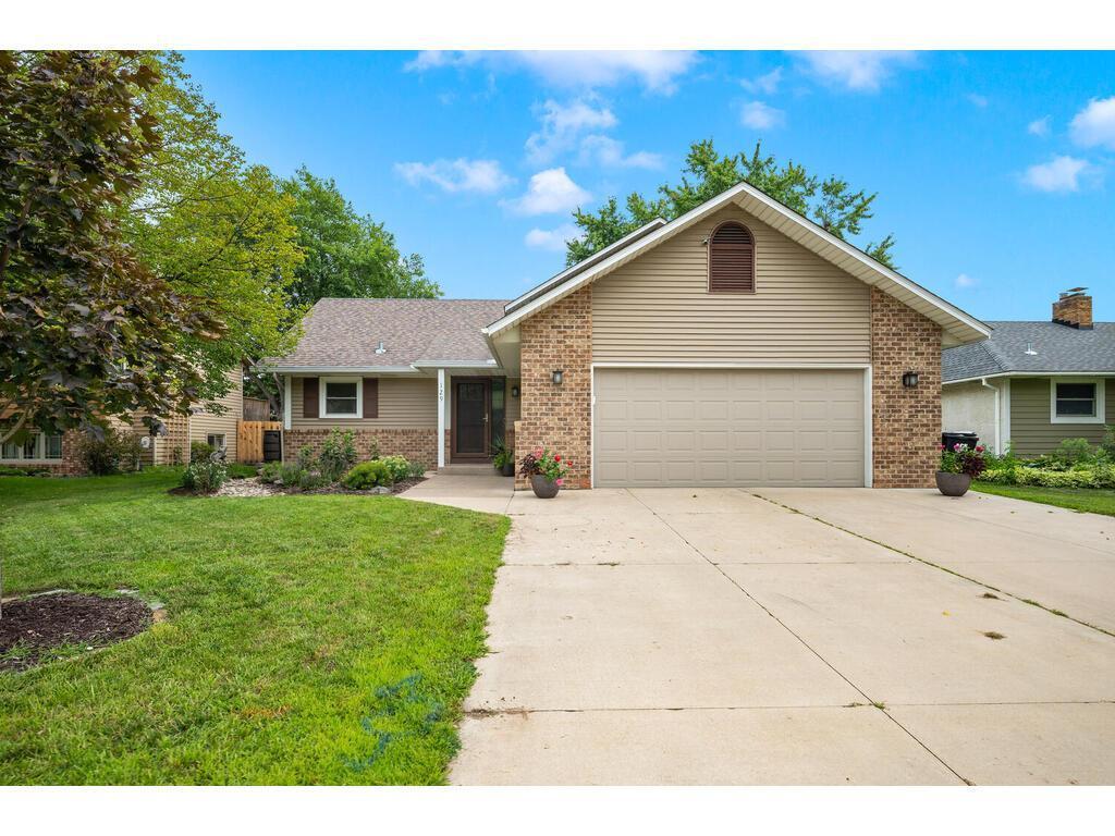 129 12th Avenue NW New Brighton MN 55112 6422081 image1