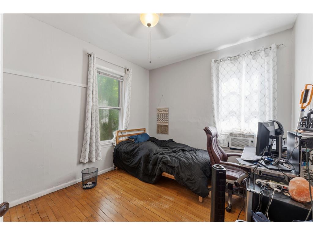 129 Arthur Avenue SE Minneapolis MN 55414 7091972 image31