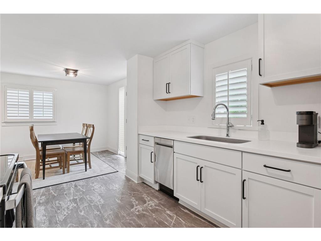 129 Chicago Avenue N Wayzata MN 55391 7062747 image12