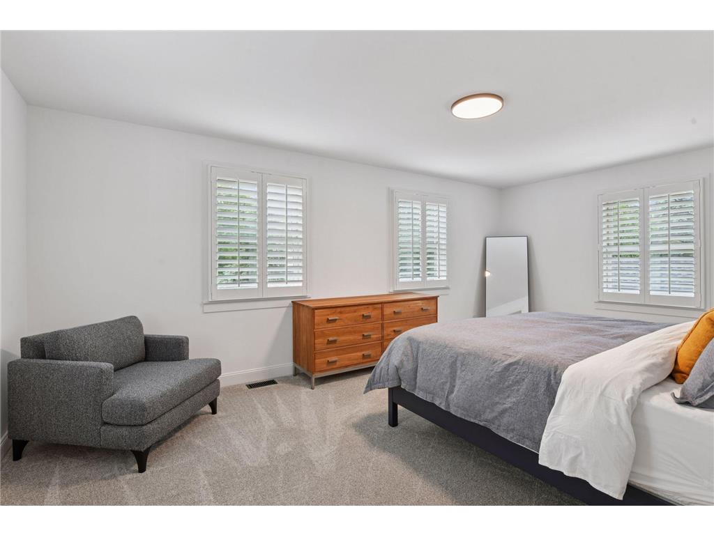 129 Chicago Avenue N Wayzata MN 55391 7062747 image16