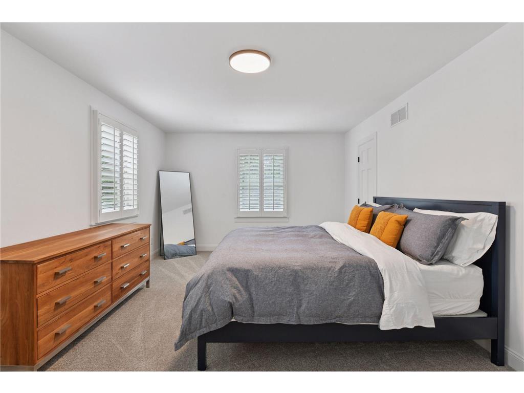 129 Chicago Avenue N Wayzata MN 55391 7062747 image17