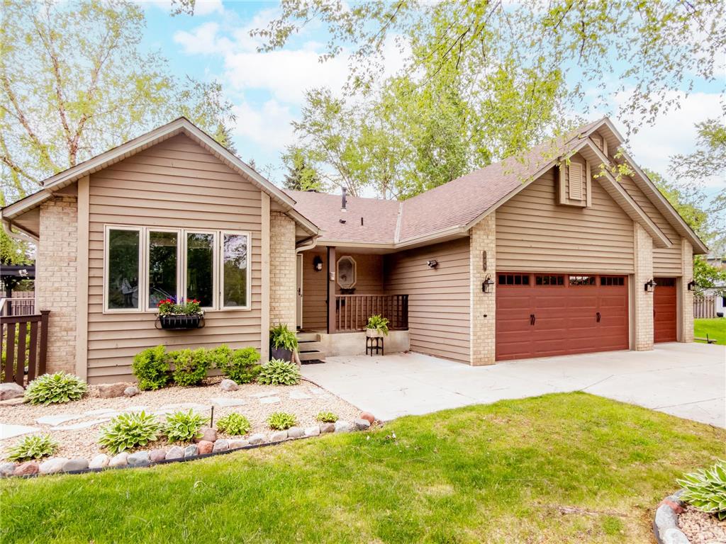 129 Hemlock Place Vadnais Heights MN 55127 7079445 image1