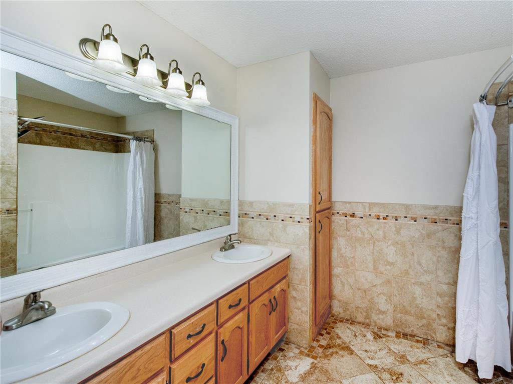 129 Hemlock Place Vadnais Heights MN 55127 7079445 image27