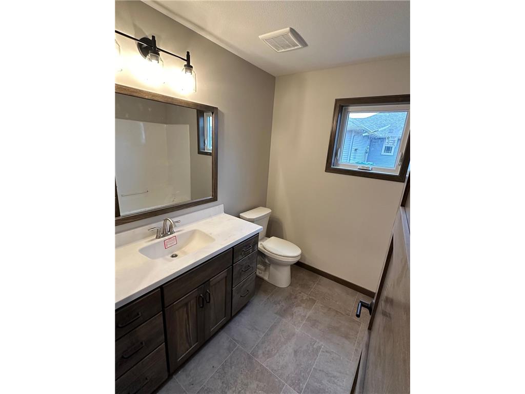 129 Highlands Boulevard Melrose MN 56352 6814942 image11