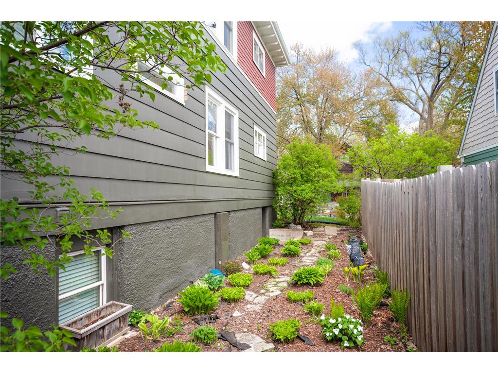 129 Melbourne Avenue SE Minneapolis MN 55414 7062730 image73