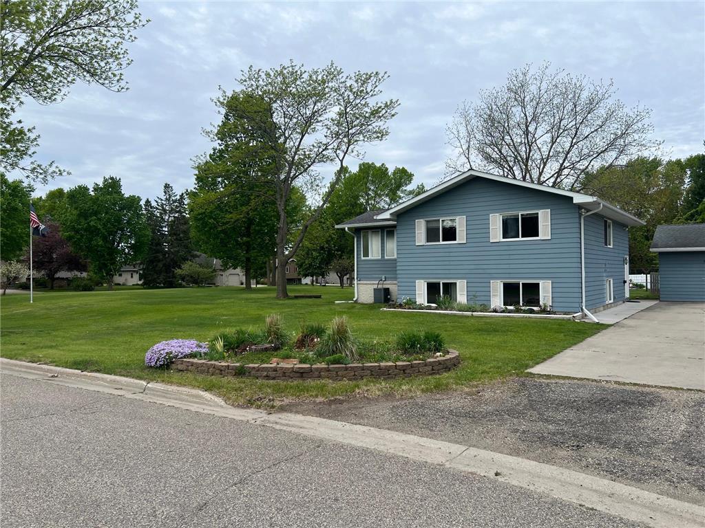 129 Nelson Street E Litchfield MN 55355 7065261 image2